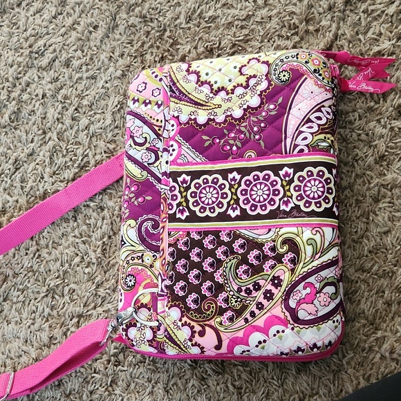 Vera Bradley Very Berry Paisley mini laptop iPad hard case crossbody - Picture 1 of 5